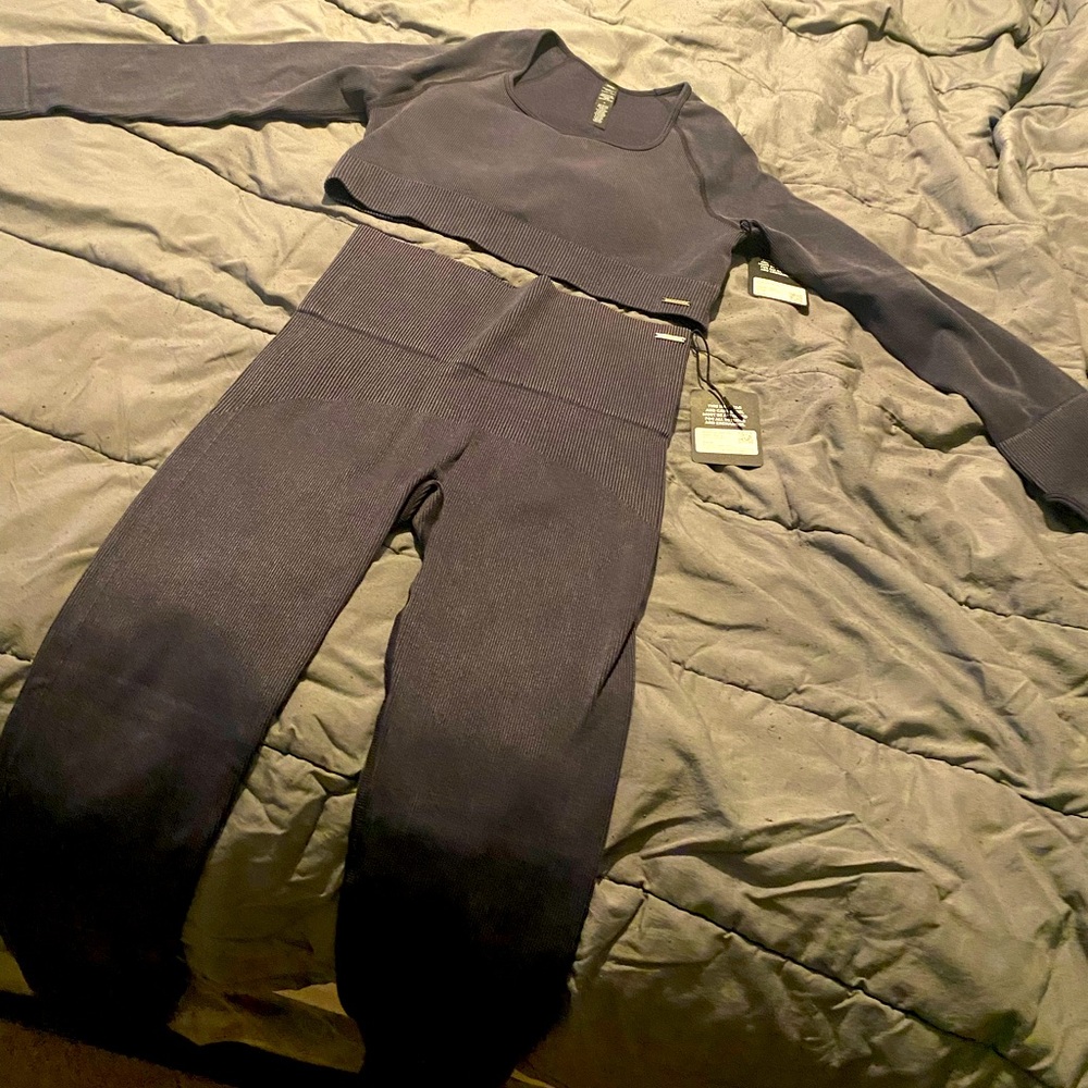 Savage x fenty legging set